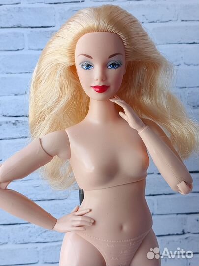 Кукла Millennium Princess Barbie 1999 на пышном мт