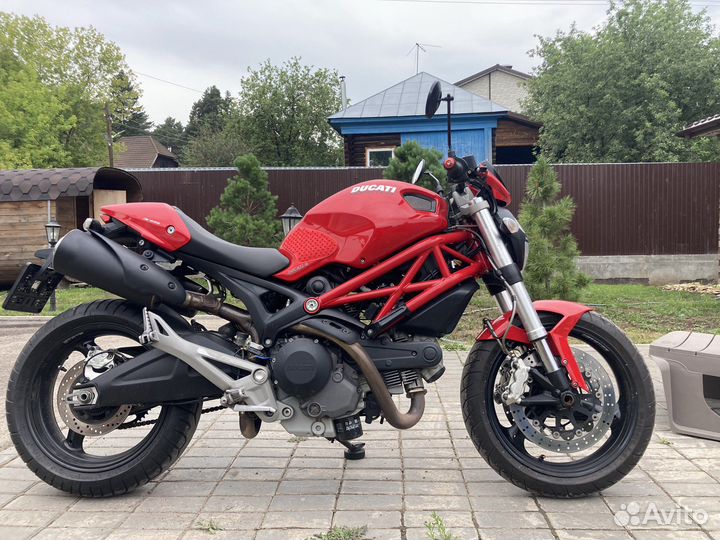 Ducati monster 696 ABS