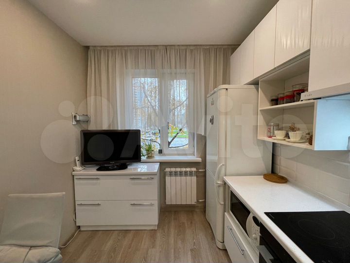 2-к. квартира, 55 м², 2/12 эт.