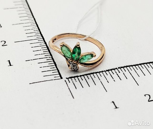 Золотое кольцо с камнем 16,5р