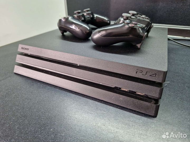 Sony PlayStation 4 pro 1tb