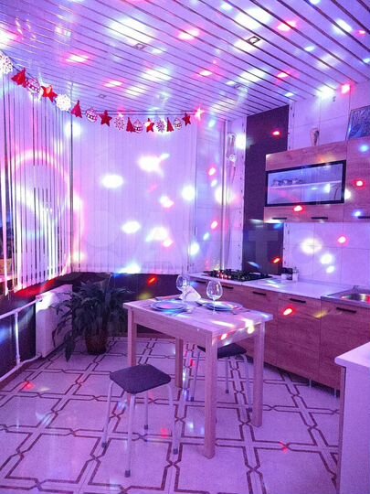 3-к. квартира, 82 м², 2/5 эт.