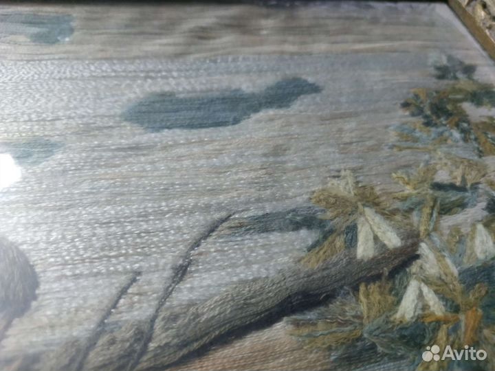 Картина вышитая