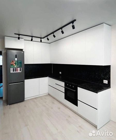 Кухня под потолок без первоначального взноса