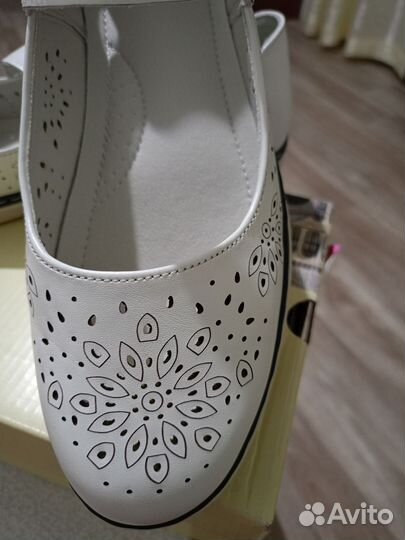 Босоножки летние, новые