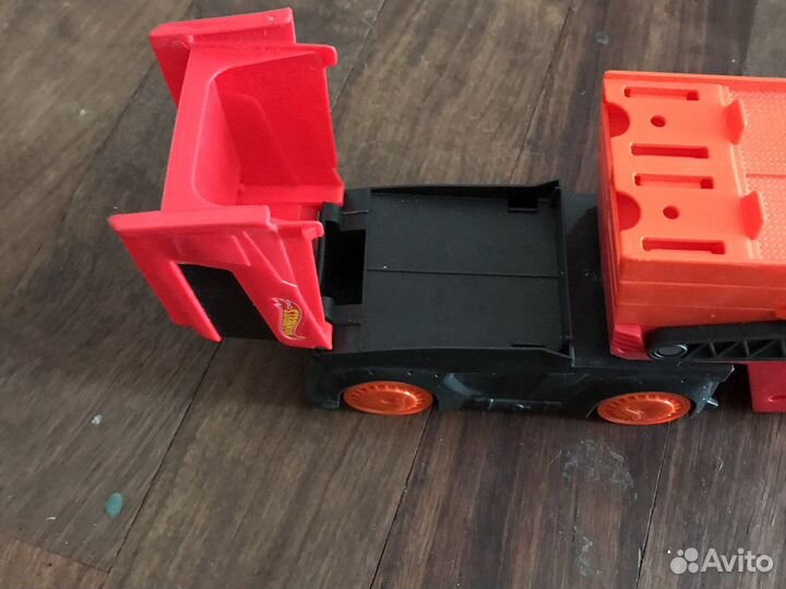 Грузовик hot wheels для машинок