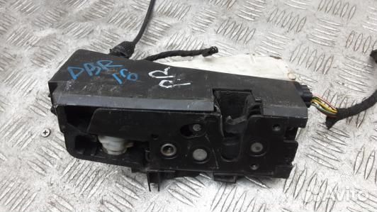 Замок двери передней правой volkswagen sharan 2 (D