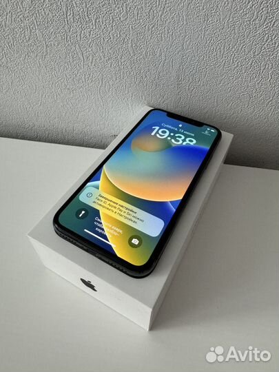 iPhone X, 64 ГБ
