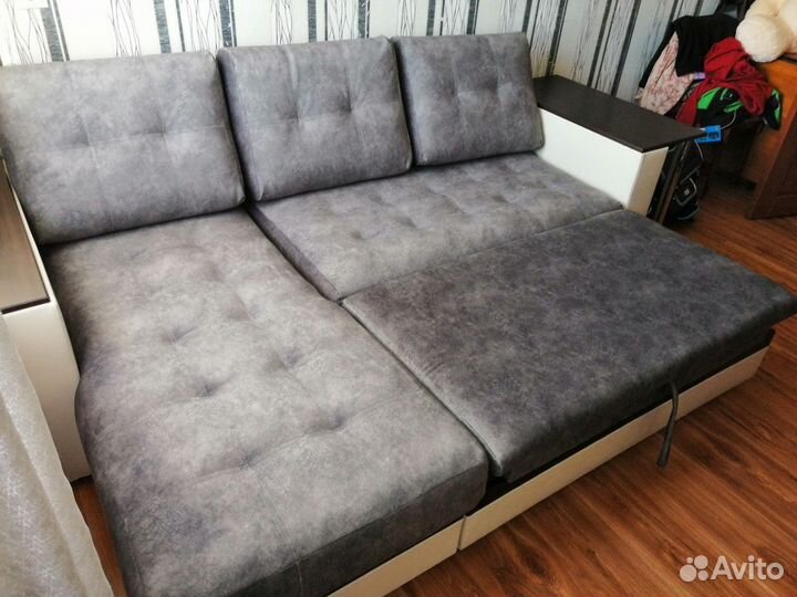 Перетяжка мягкой мебели