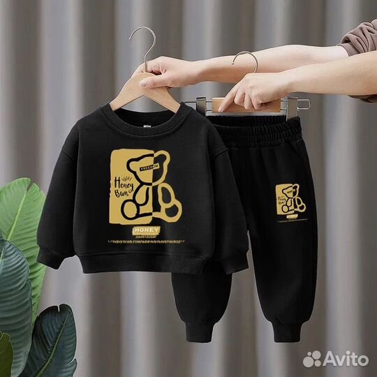 Спортивный костюм