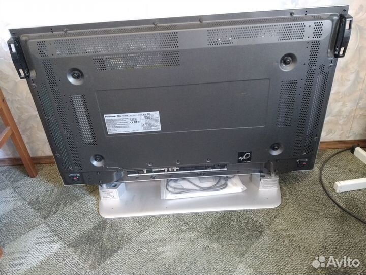 Плазменная панель Panasonic TH-42PW6
