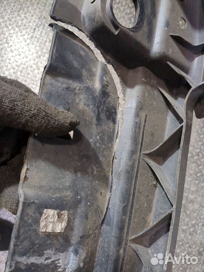 Рамка передняя Volkswagen Passat 6