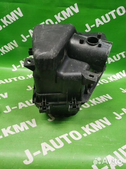 Воздушный фильтр Toyota Rav4 XA30