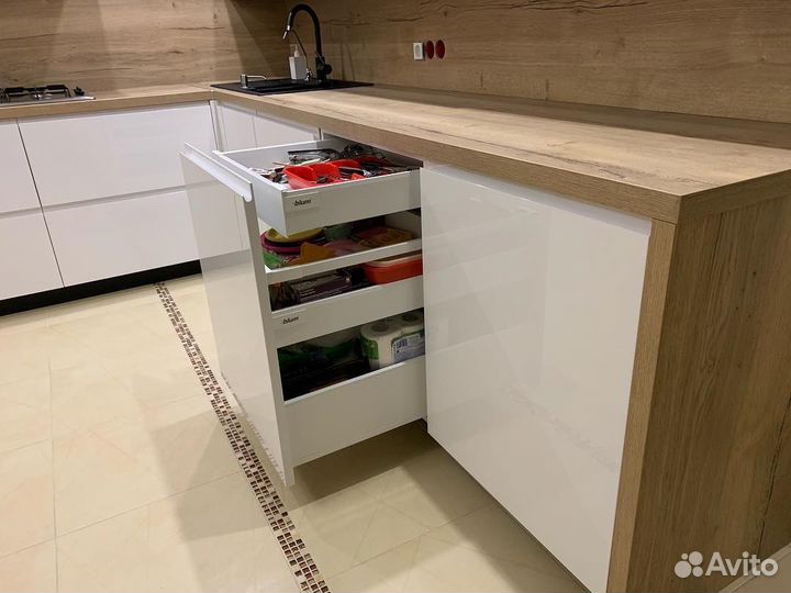 Кухня на заказ. Кухонный гарнитур