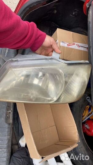 Hyundai solaris фара