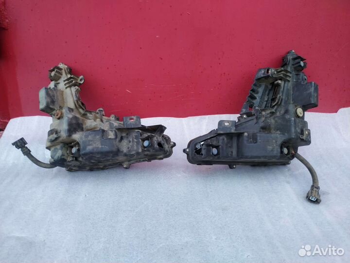 Птф левый правый Lexus LX