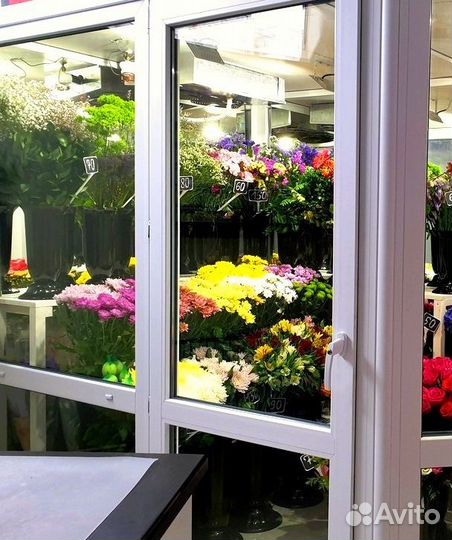 Цветочная холодильная камера