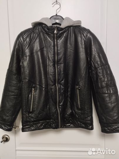 Женские осенние куртки и жилетка от 42 до 50