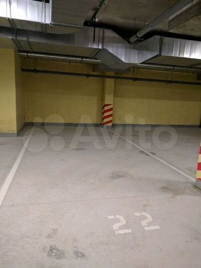 Машиноместо, 20 м²