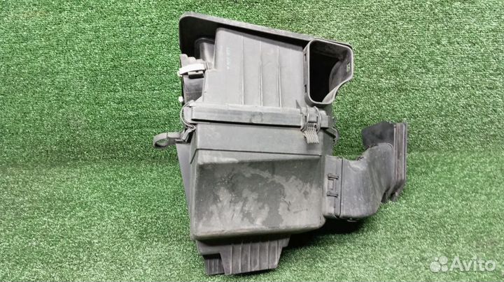 Корпус воздушного фильтра Bmw X3