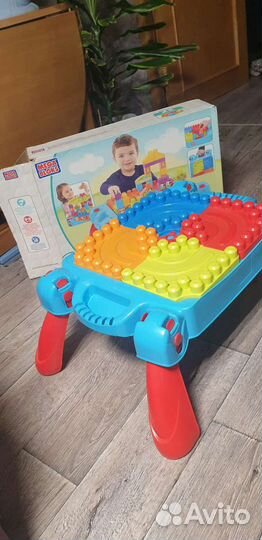 Игровой стол с конструктором