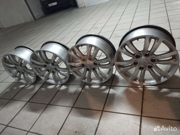 Оригинальные диски r18 на Паджеро 4