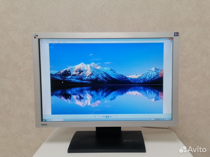 Монитор Benq q22w6