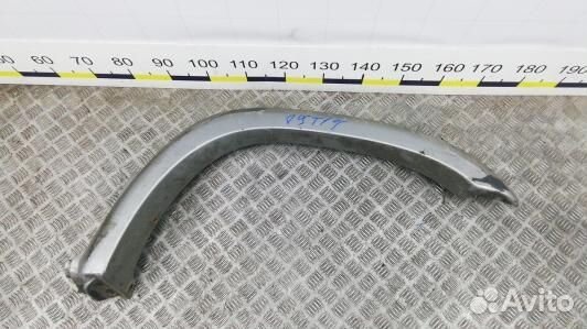 Молдинг крыла переднего правого toyota hilux RN50
