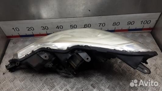 Фара правая citroen C-crosser (LEA01MU01)