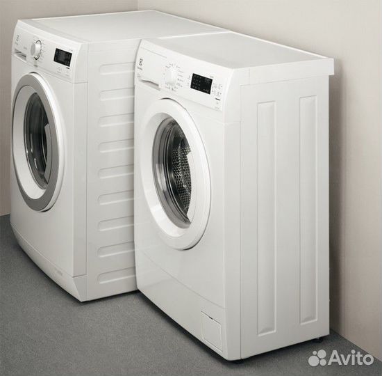 Стиральная машина Electrolux EWS1054SDU