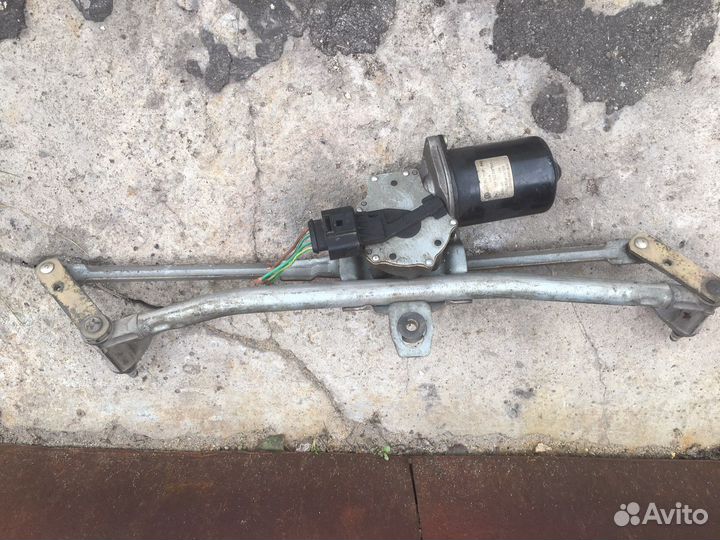 Трапеция дворников фольцваген гольф 4