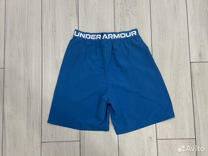 Шорты Under Armour размер М