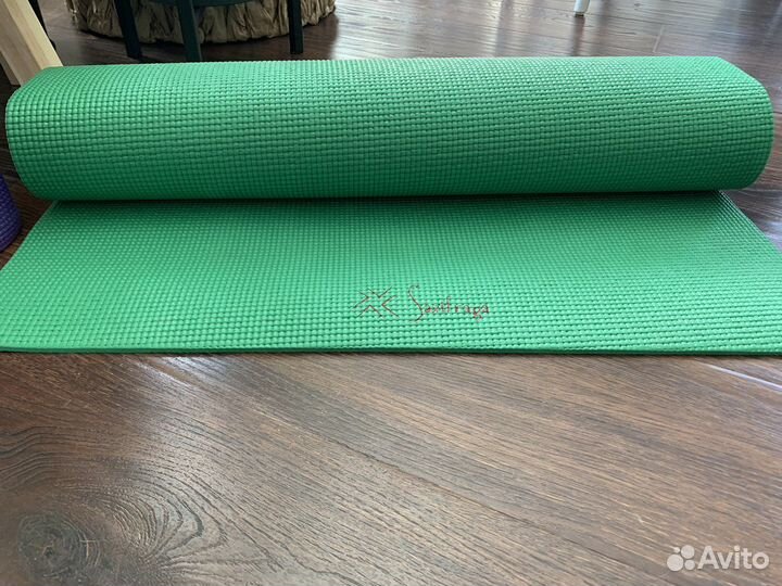 Коврик для йоги и фитнеса