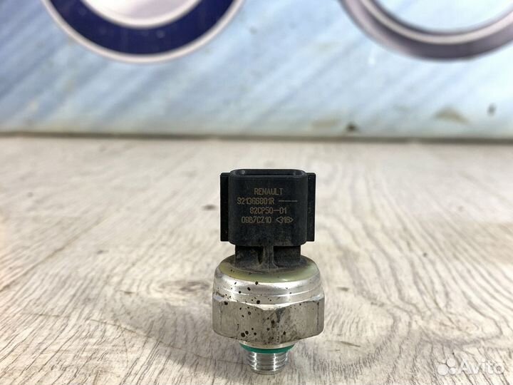 Датчик кондиционера хладагента Renault sandero 2