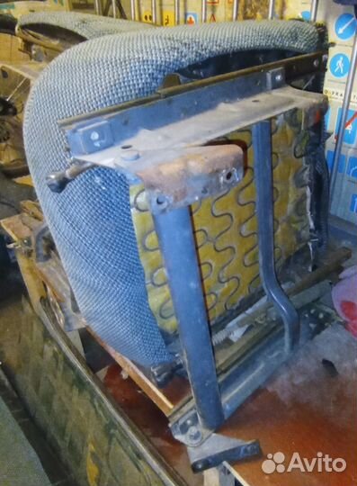 Сидения на Ниву 2121