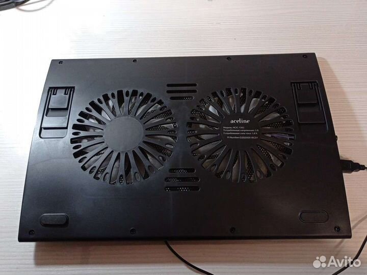 Охлаждающая подставка для ноутбука