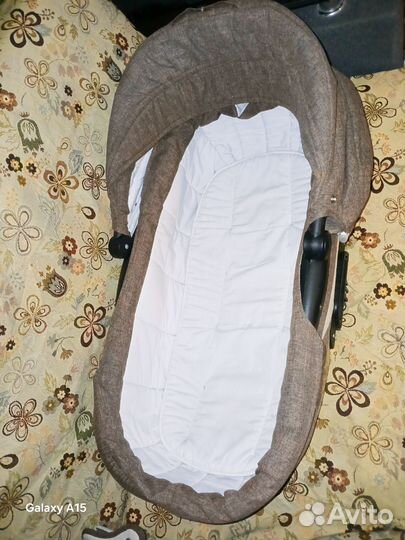 Люлька и прогулочный блокот коляска адамех