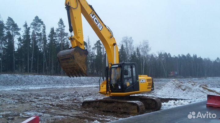 Аренда гусеничного экскаватора