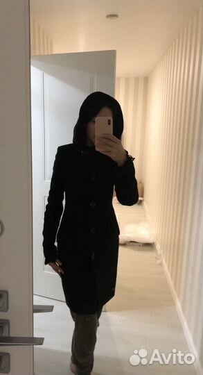 Пальто демисезонное с капюшоном хs
