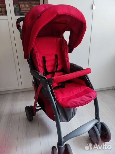 Коляска Chicco simplicity