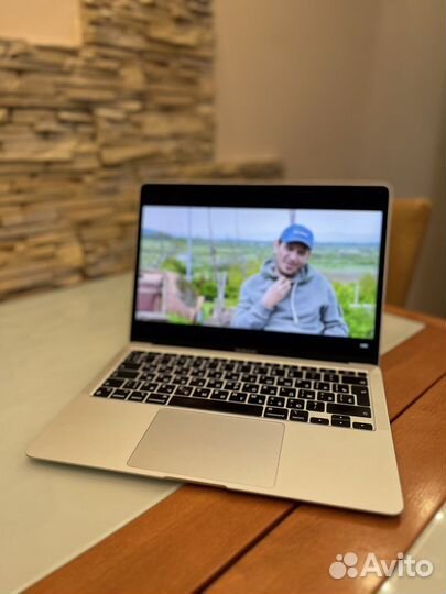 Apple MacBook Air 13 2020 M1 16gb 256