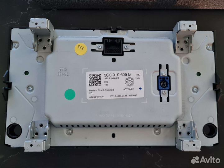 Экран vw passat b8