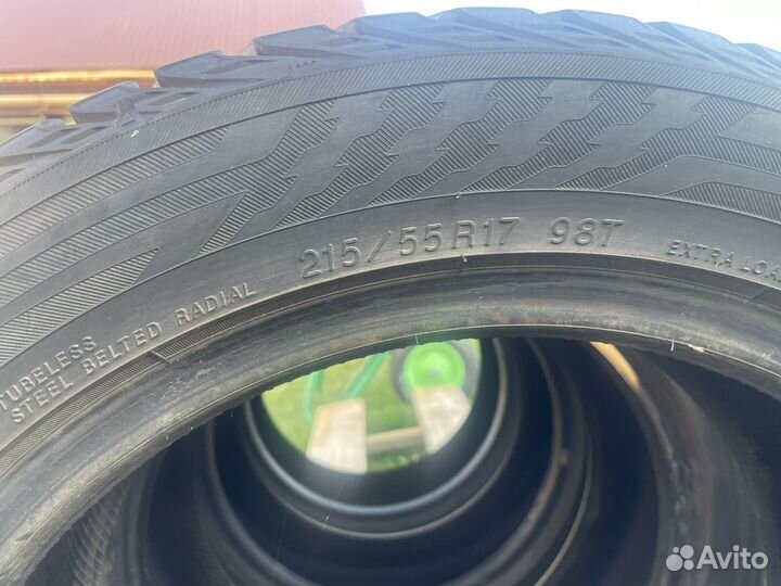 Yokohama Ice Guard IG35 215/55 R17 98T