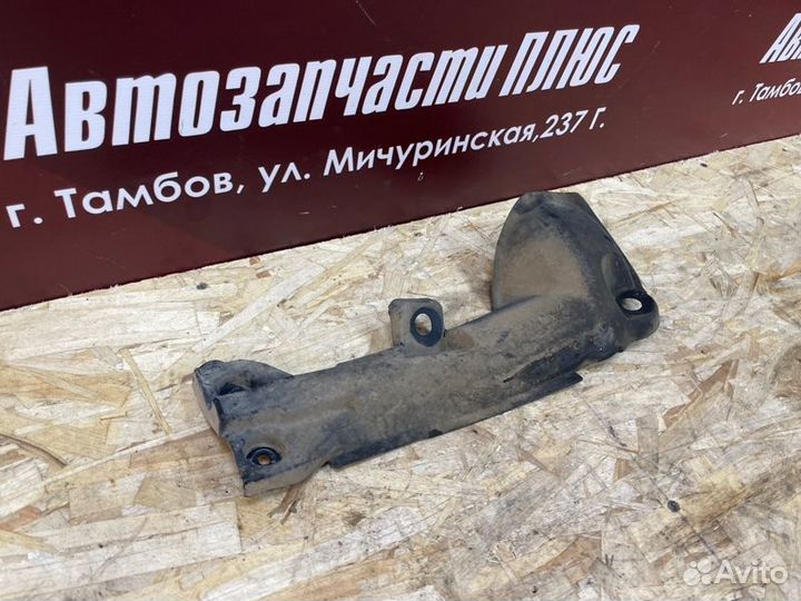 Защита датчика ABS задняя правая Renault Logan