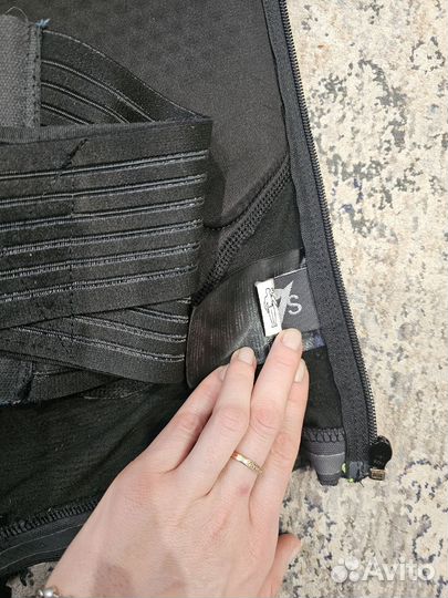 Защита спины сноуборд Dainese Action Vest Pro