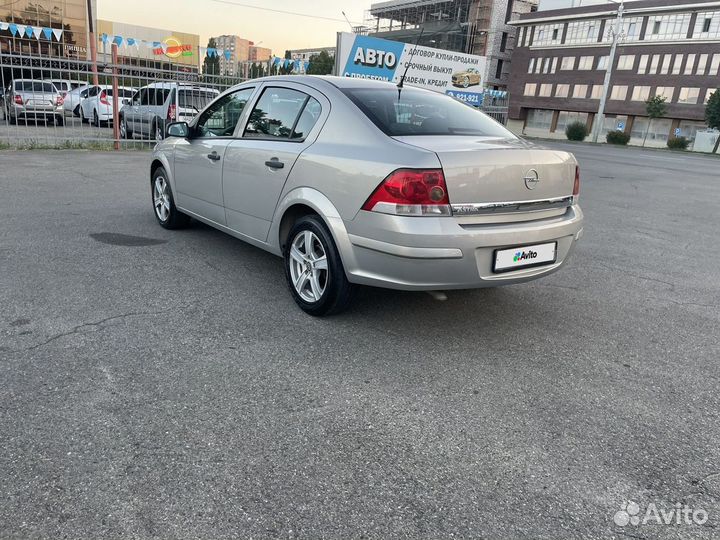 Opel Astra 1.6 МТ, 2008, 252 046 км