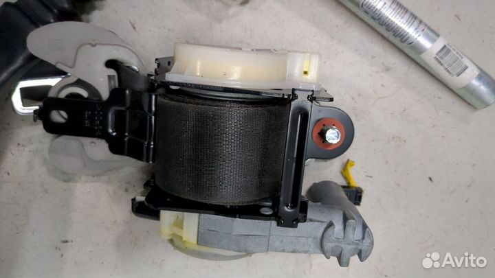 Ремень безопасности левый передний киа Sportage