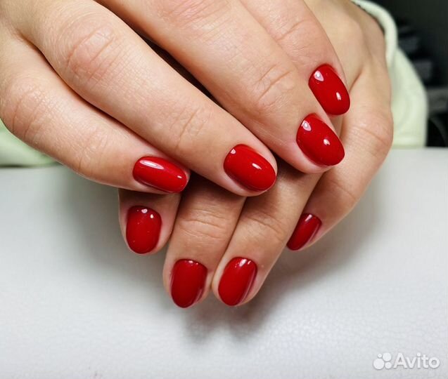 Маникюр с покрытием гель-лак