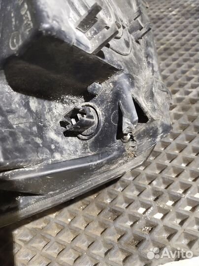 Б/У Фара левая Suzuki Grand Vitara II рестайлинг