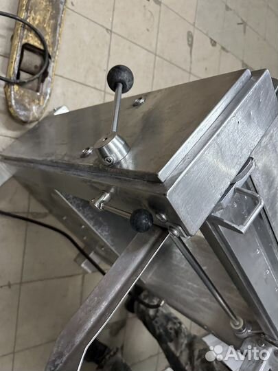 Шкуросъемная машина Maja